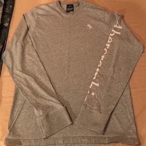 Abercrombie long sleeve gray T-shirt